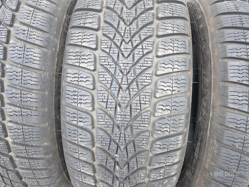 Dunlop 225/55 R17 Zimska