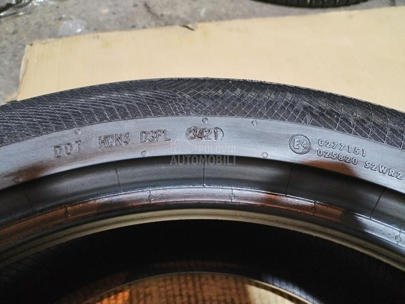 Continental 255/50 R20 Zimska