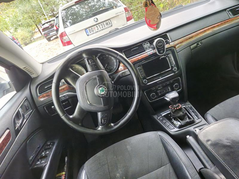 Škoda Superb 