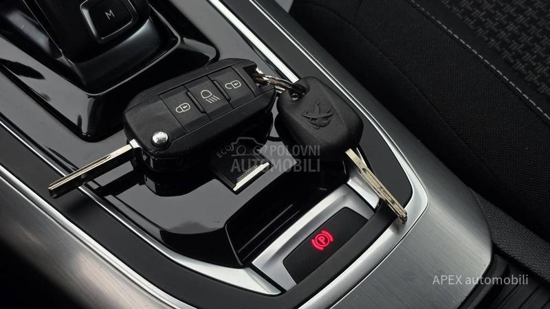 Peugeot 308 1.5Hdi EAT8 Active