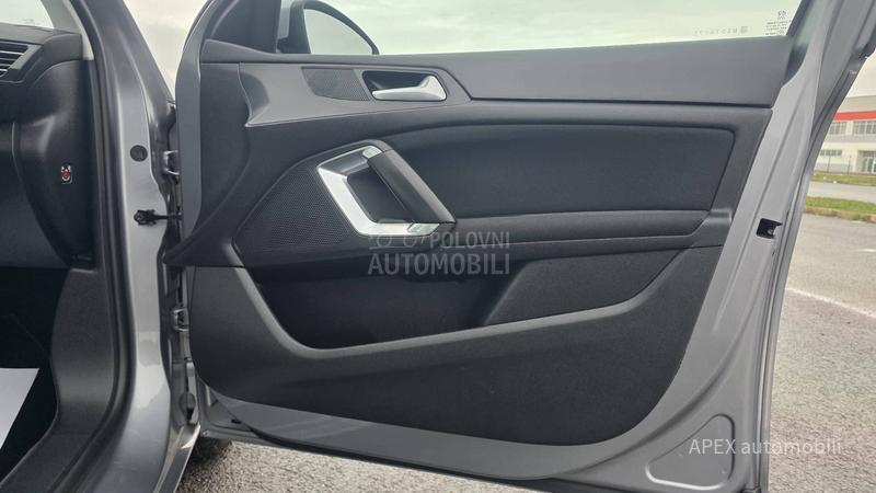 Peugeot 308 1.5Hdi EAT8 Active