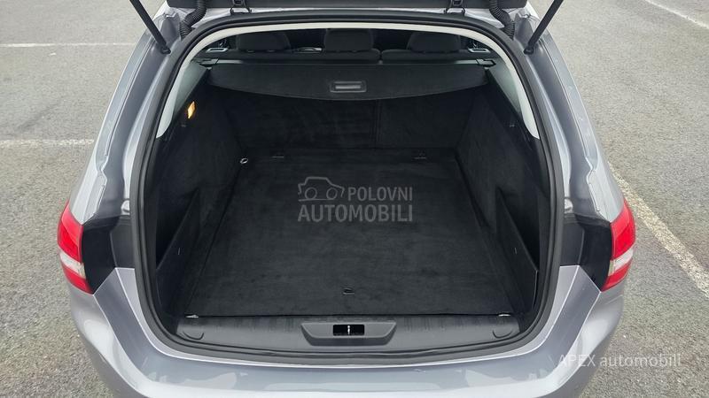 Peugeot 308 1.5Hdi EAT8 Active