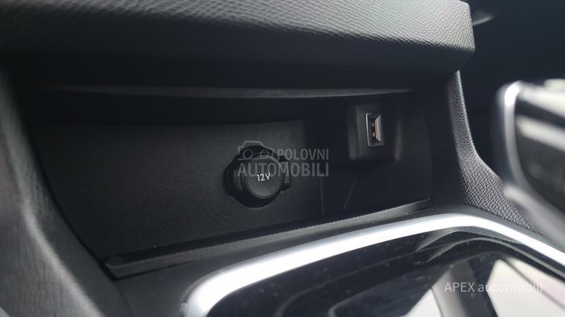 Peugeot 308 1.5Hdi EAT8 Active