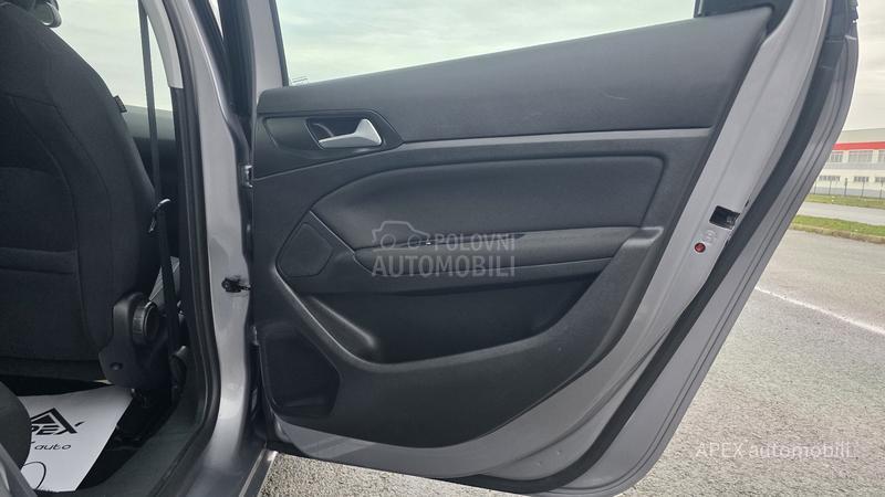 Peugeot 308 1.5Hdi EAT8 Active