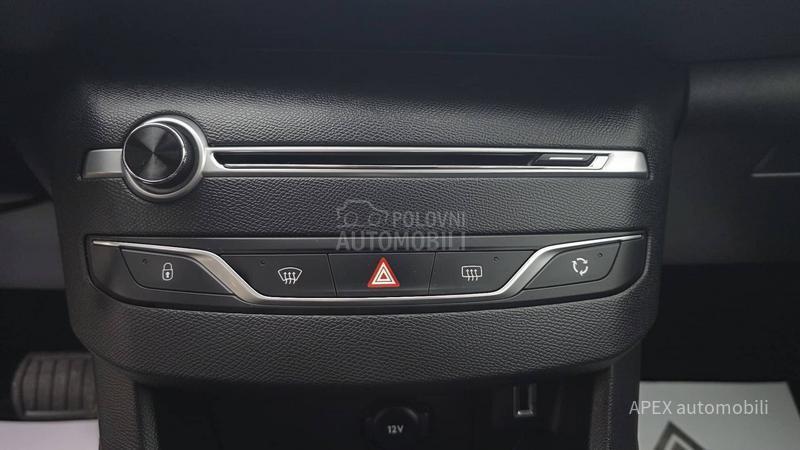 Peugeot 308 1.5Hdi EAT8 Active