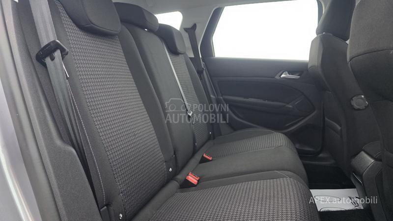 Peugeot 308 1.5Hdi EAT8 Active