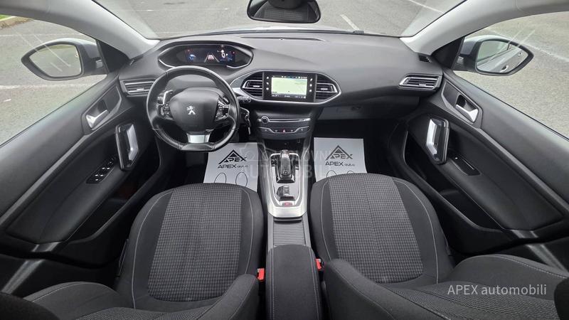 Peugeot 308 1.5Hdi EAT8 Active