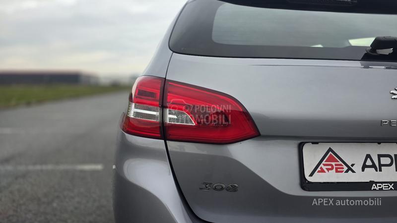 Peugeot 308 1.5Hdi EAT8 Active