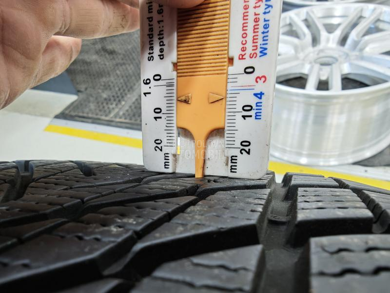 Goodyear 255/40 R20 Zimska