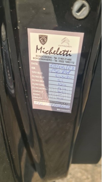 Peugeot 3008 1.5hdi VIRTU/LEDNAV