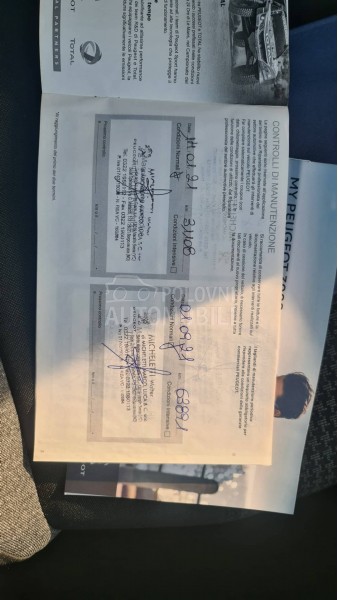 Peugeot 3008 1.5hdi VIRTU/LEDNAV