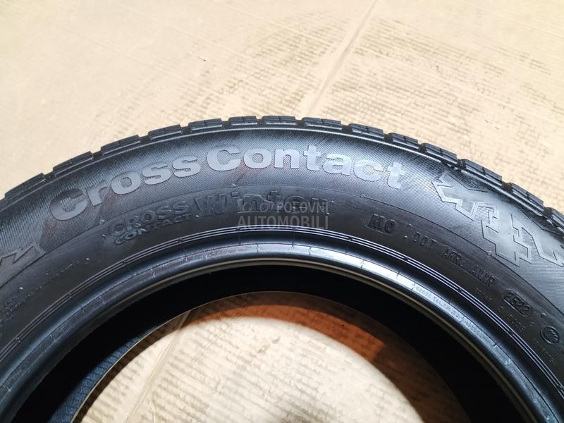 Continental 235/60 R17 Zimska