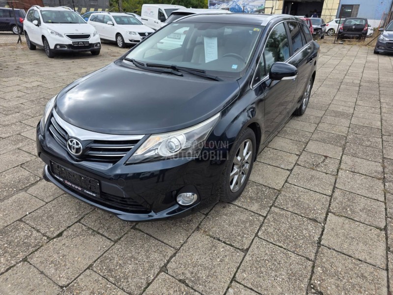 Toyota Avensis 2.0 d4d F U L/SERVI