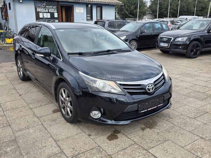 Toyota Avensis 2.0 d4d F U L/SERVI