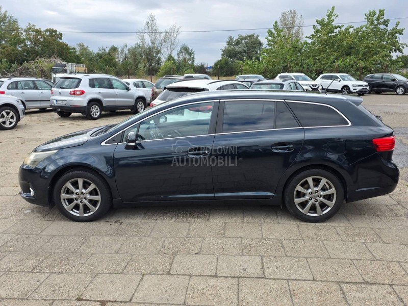 Toyota Avensis 2.0 d4d F U L/SERVI