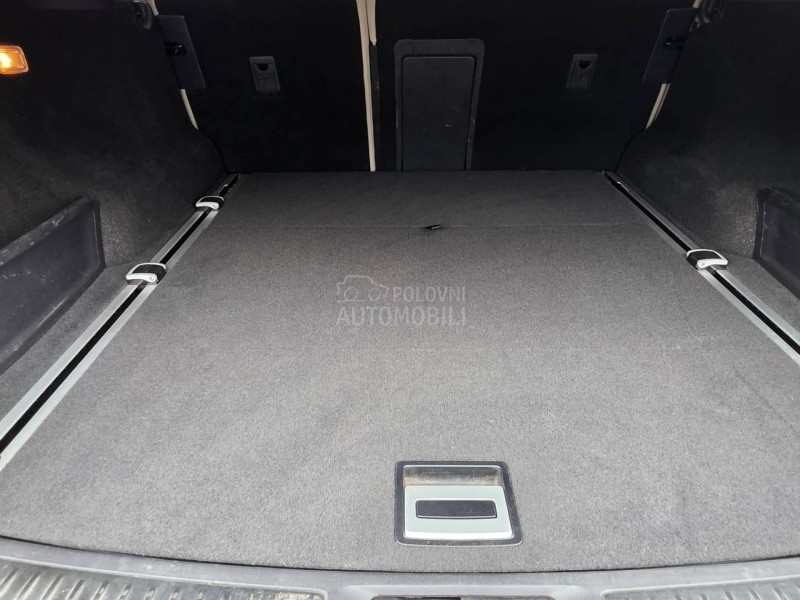 Toyota Avensis 2.0 d4d F U L/SERVI