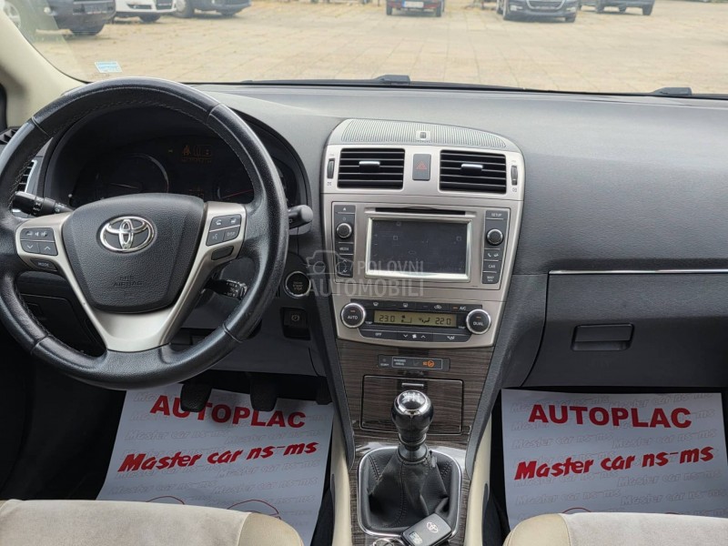 Toyota Avensis 2.0 d4d F U L/SERVI
