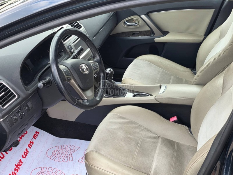Toyota Avensis 2.0 d4d F U L/SERVI