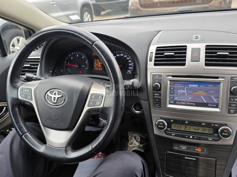 Toyota Avensis 2.0 d4d F U L/SERVI