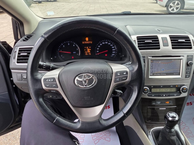 Toyota Avensis 2.0 d4d F U L/SERVI