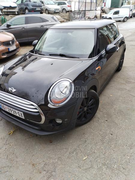 MINI Cooper 