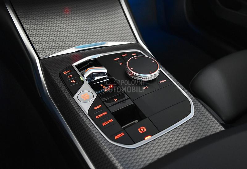 BMW 320d xDrive M paket