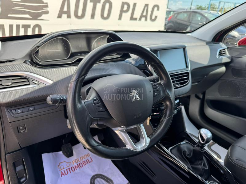 Peugeot 2008 ALLURE