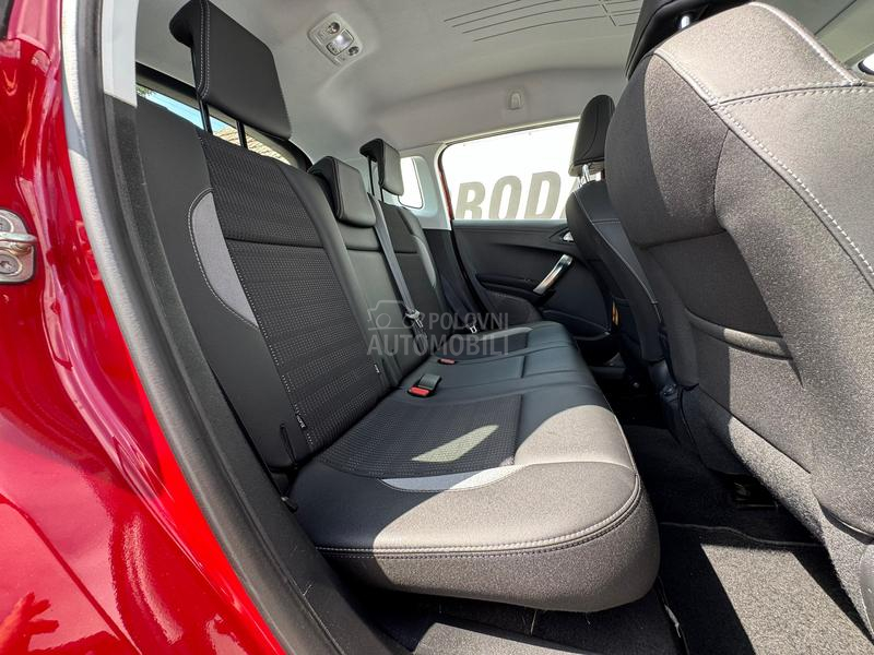 Peugeot 2008 ALLURE