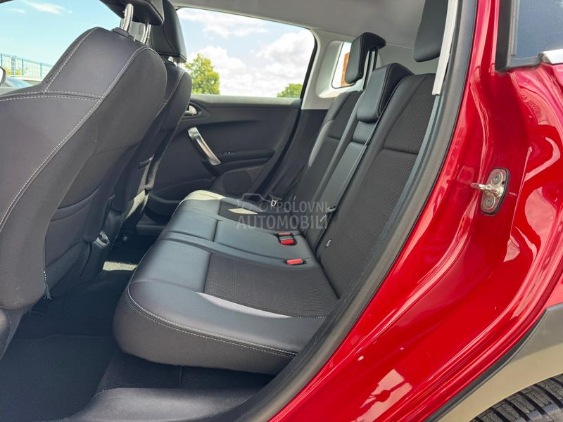 Peugeot 2008 ALLURE