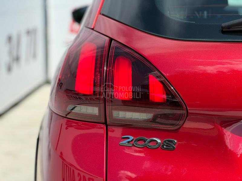 Peugeot 2008 ALLURE