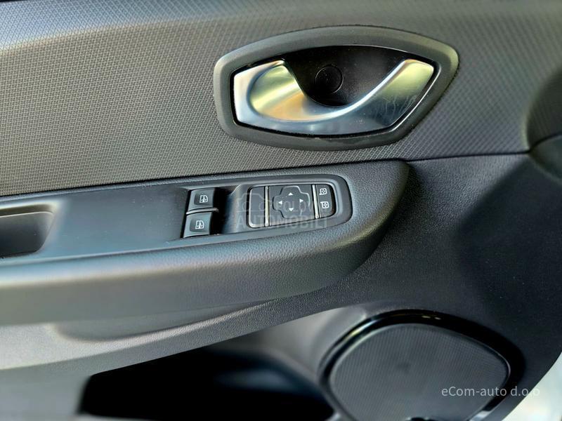 Renault Clio 0.9 TCE GENERATION