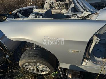 krilo desno siva boja za BMW Serija 3, 316, 318 ... od 2005. do 2012. god.