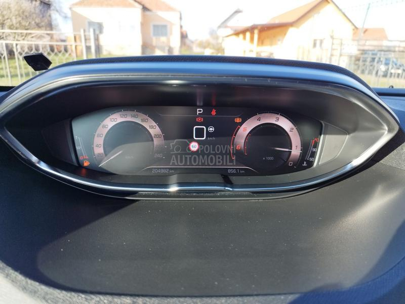 Peugeot 3008 1.5BLUEHDI GT 8mm
