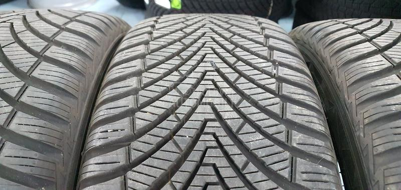 Kumho 225/45 R19 Sve sezone