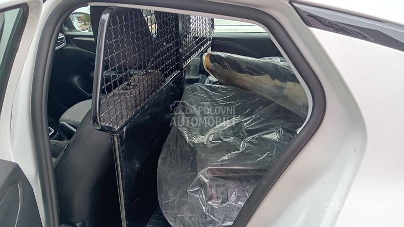 Opel Corsa F 1.2 EDITION