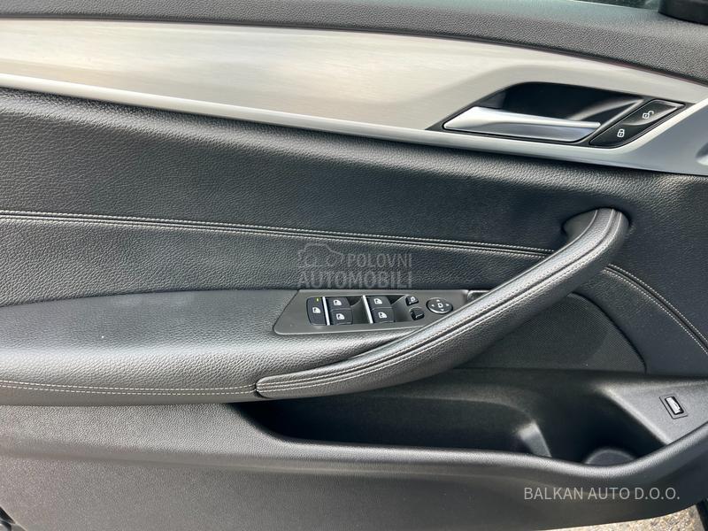 BMW 520 D/LED/AUT/HEAD-UP