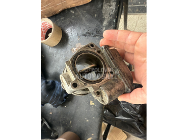 Klapna gasa za Volkswagen Caddy, Golf 4, Golf 5 ... od 2003. do 2014. god.