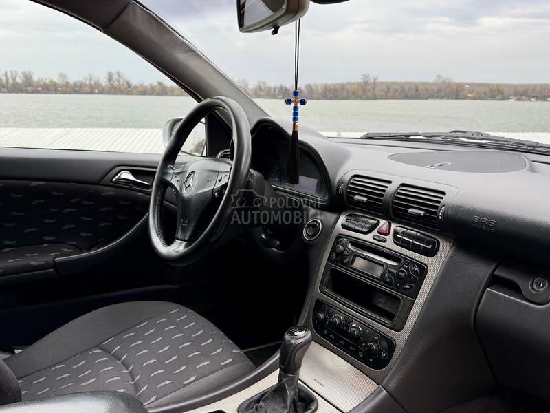 Mercedes Benz C 220 