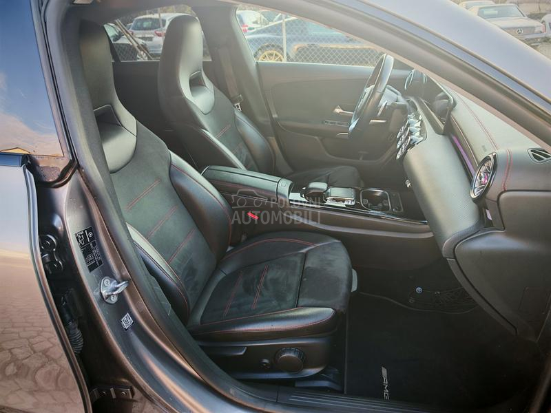 Mercedes Benz CLA 180 AMG