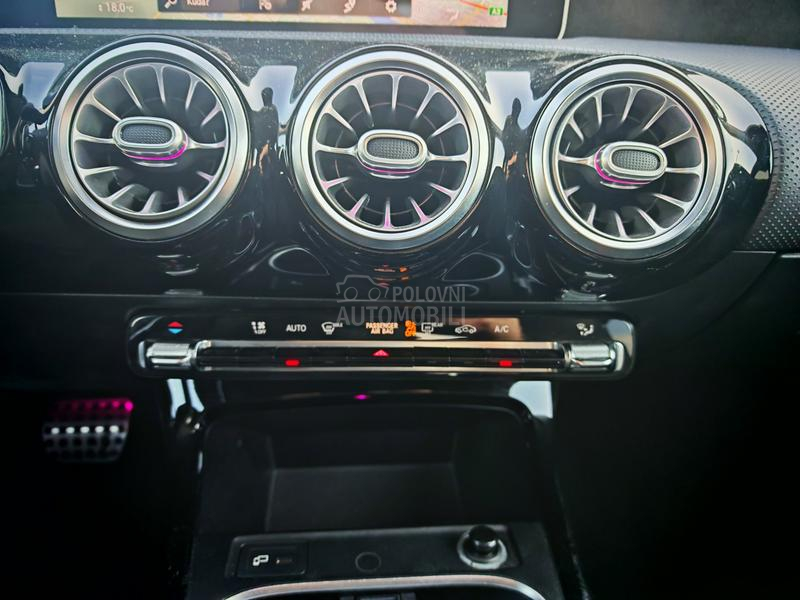 Mercedes Benz CLA 180 AMG