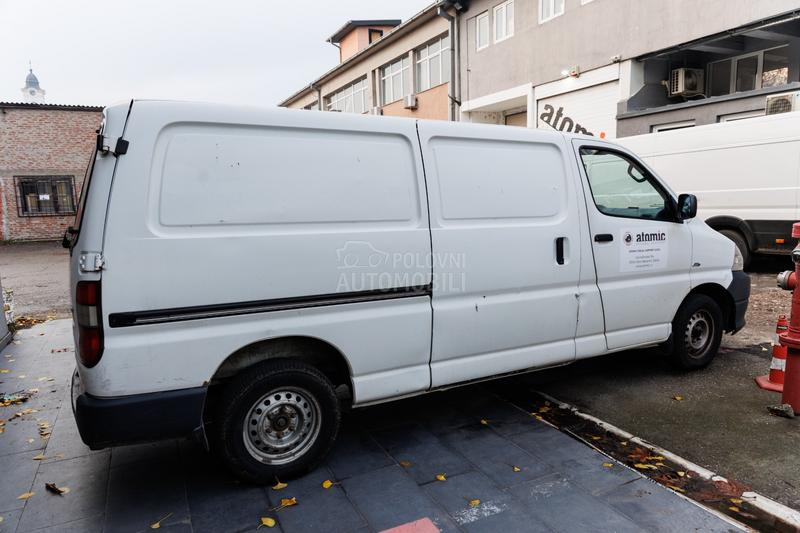 Toyota Hi-Ace 2.5 D