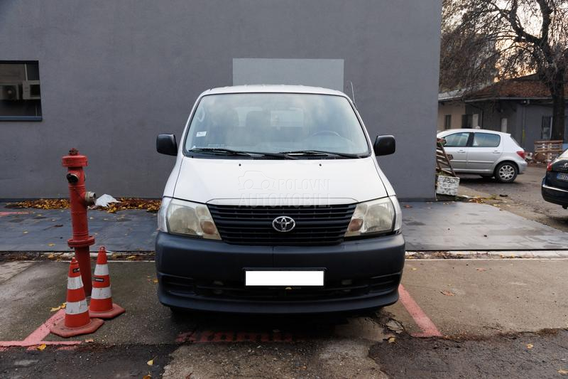 Toyota Hi-Ace 2.5 D