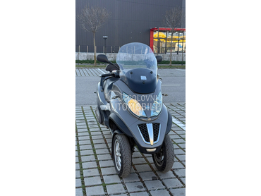 Piaggio MP3 B KAT NARDO GREY