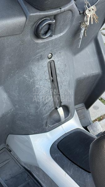 Piaggio MP3 B KAT NARDO GREY