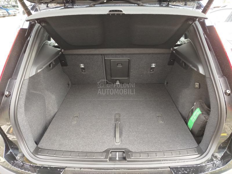 Volvo XC40 B4 AWD ULTIMATE DARK
