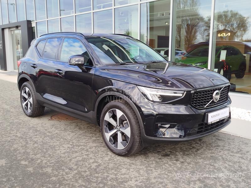 Volvo XC40 B4 AWD ULTIMATE DARK