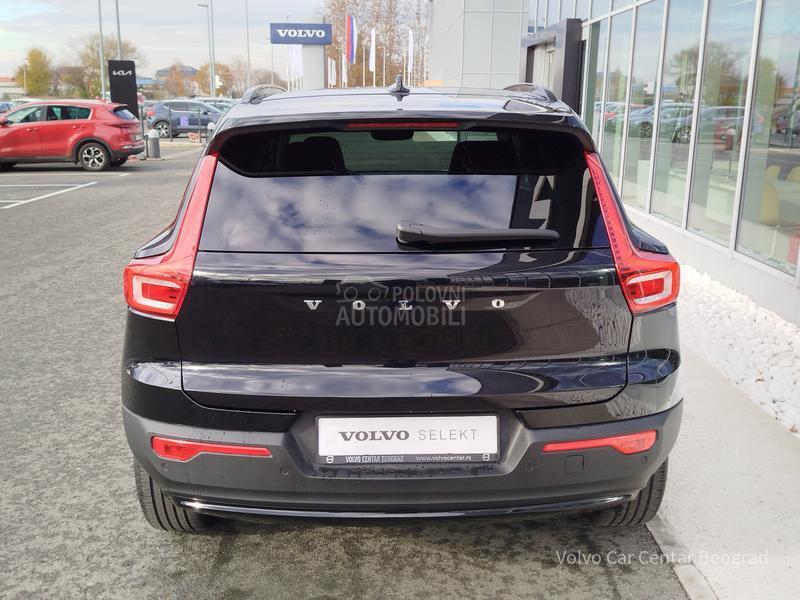 Volvo XC40 B4 AWD ULTIMATE DARK