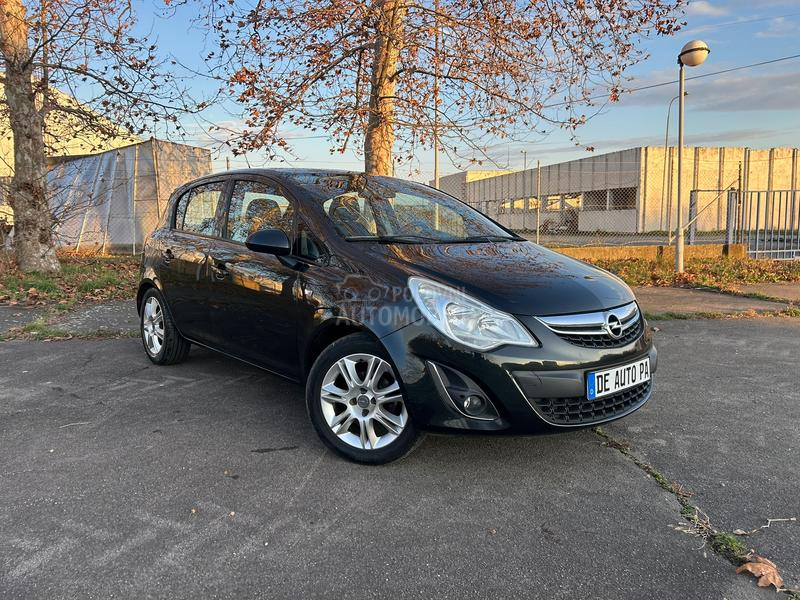Opel Corsa D 1.3 MJTD COSMO