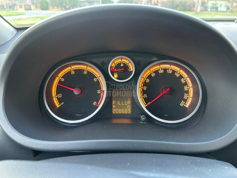 Opel Corsa D 1.3 MJTD COSMO