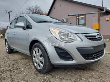 Opel Corsa D 1.4B CLIMA GREJACI